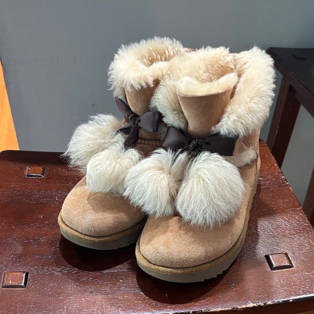 Women’s UGGs excellent used condition